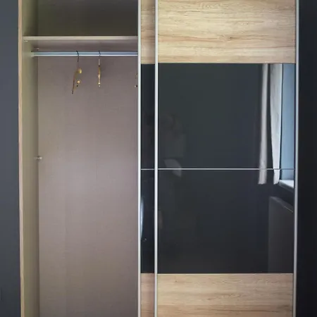 Ivy - Zell Am زيل أم سي